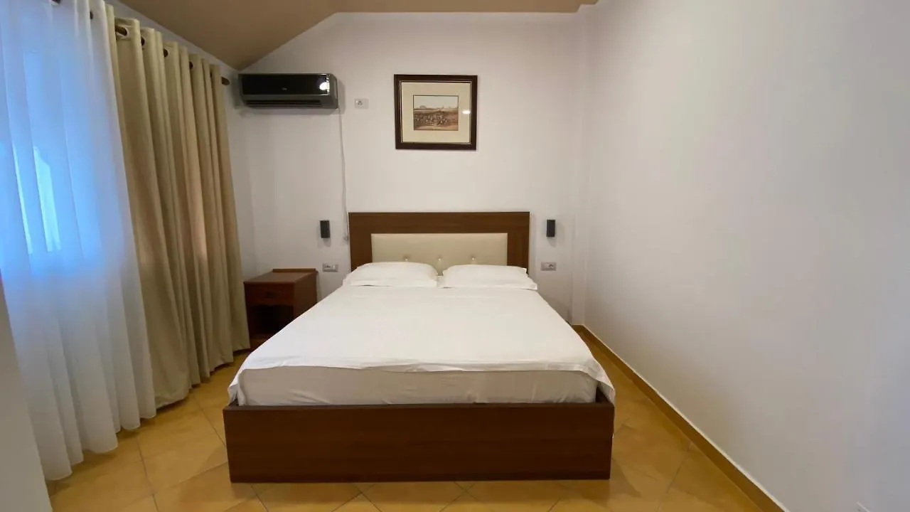 Kompleksi Jakaj Velipojë Hotel