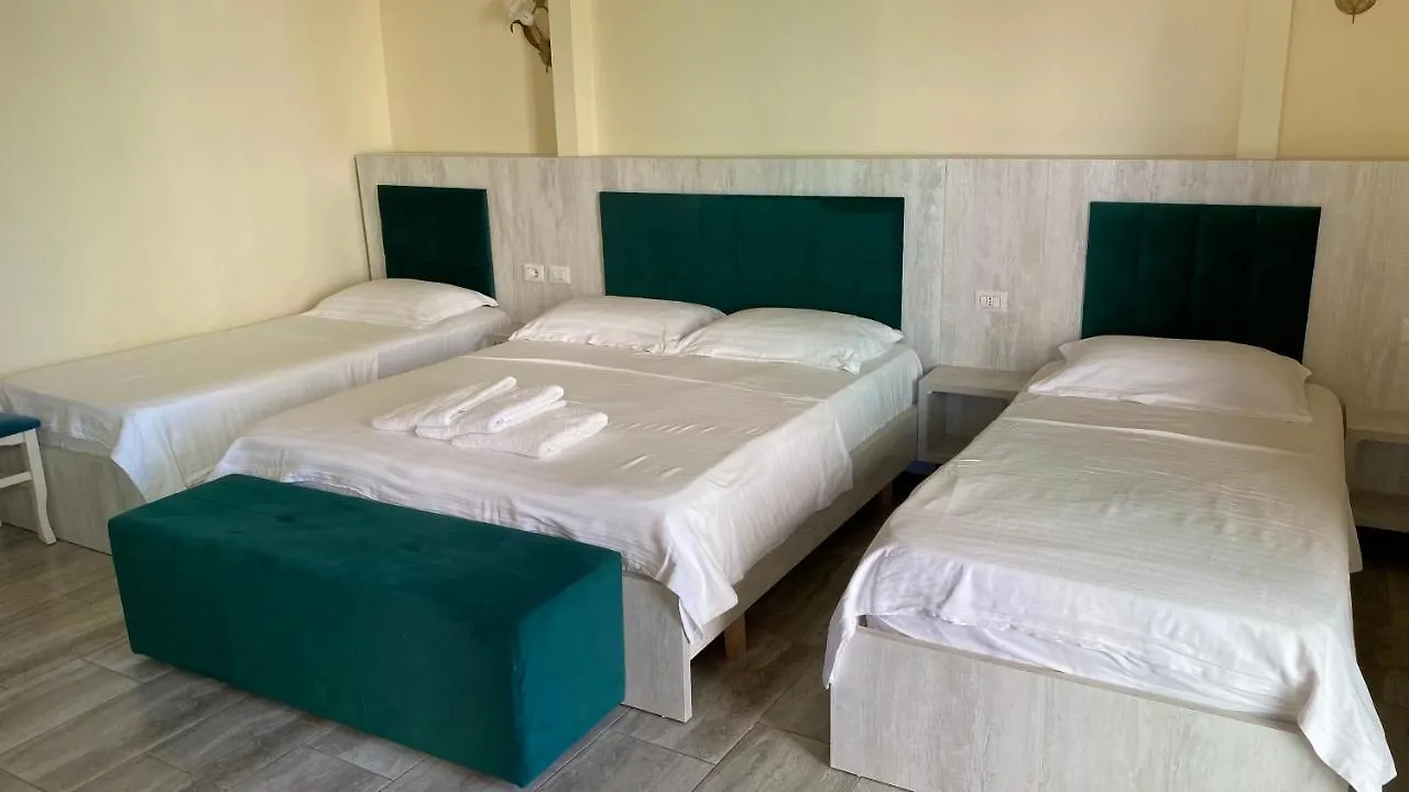 Kompleksi Jakaj Velipojë Albania