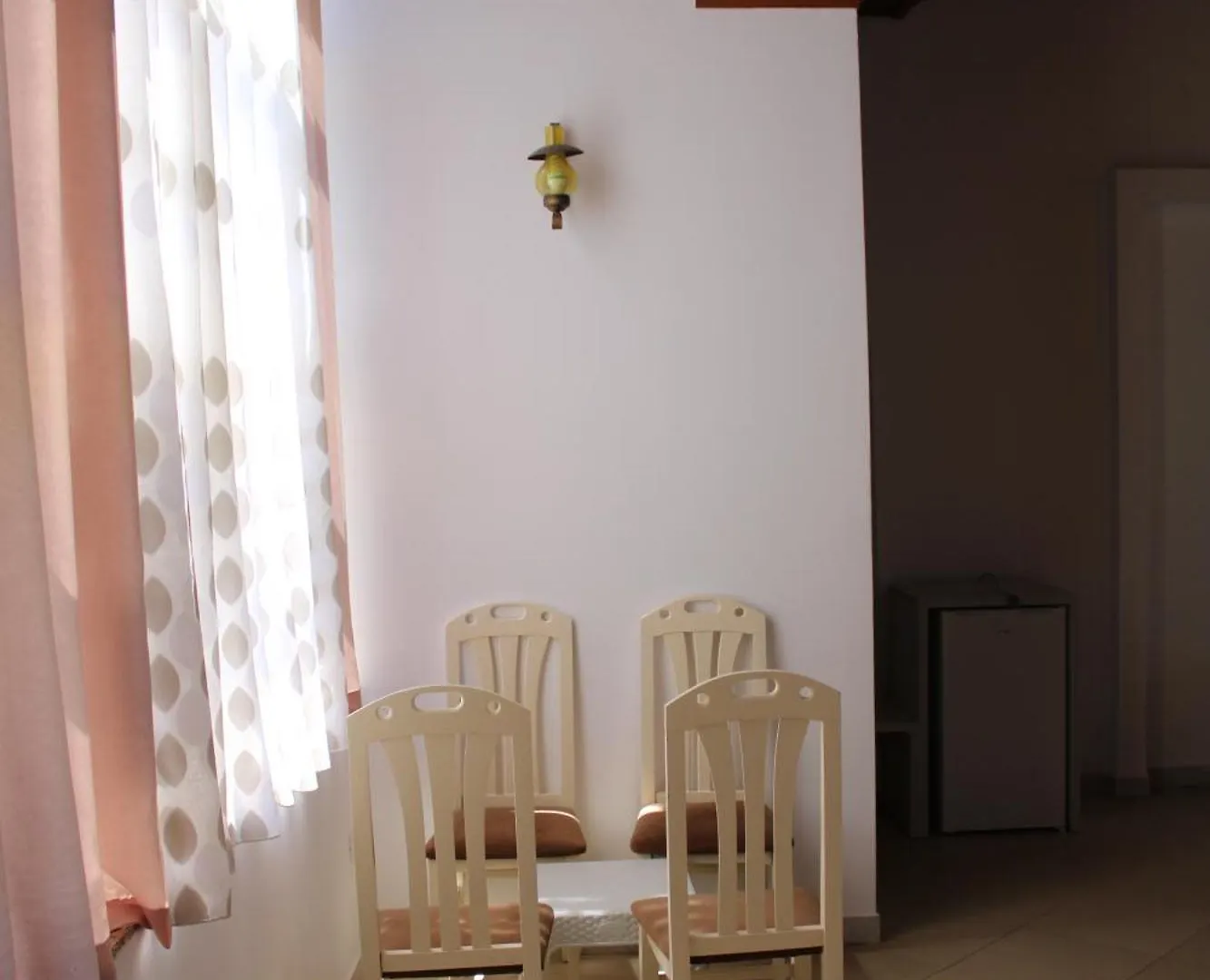 Kompleksi Jakaj Velipojë Hotel